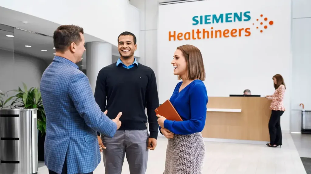 11 Must-Know Collaboration Skills for Project Managers